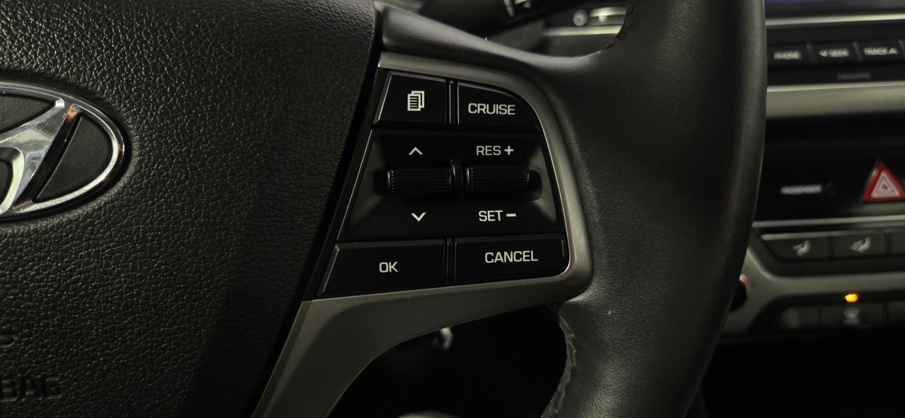 2017 Hyundai Elantra GL Main Image
